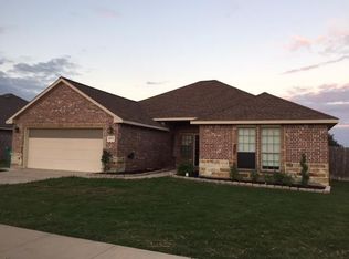 4013 Wagon Wheel Dr, Sanger, TX 76266