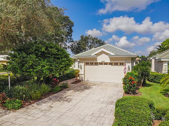 5th image of 300 Lansbrook Dr