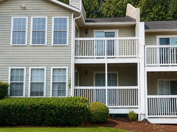 1977 Brian Way, Decatur, GA 30033