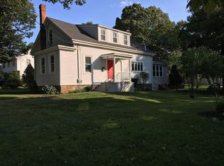 21 Quarry Ln, Milton, MA 02186