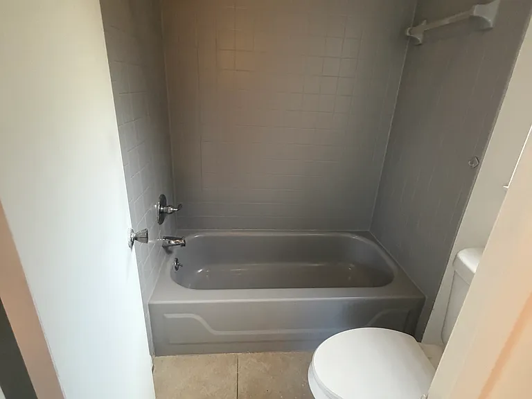 91 Wellwood Ln #B — Photo 10