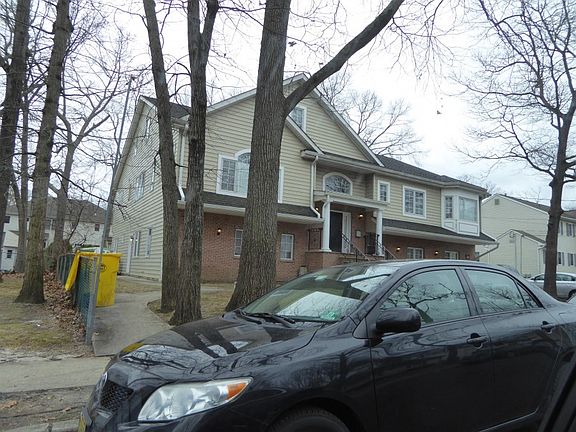 2nd image of 10 13th St