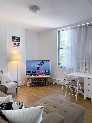 Rented by Compass | media 6