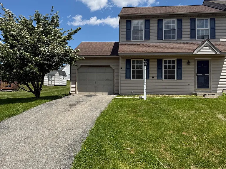 405 Groffdale Rd — Photo 2