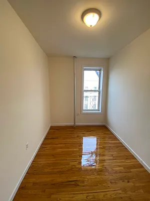 Rented by Houses of New York Realty LLC | media 24