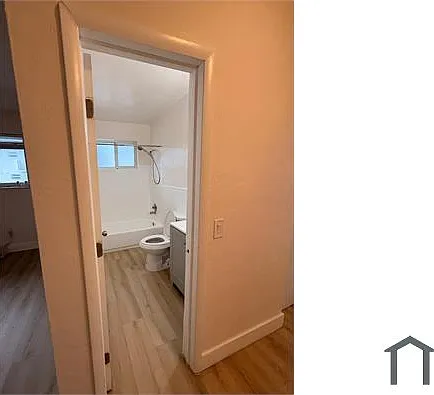 690 NE 133rd St #7 — Photo 17