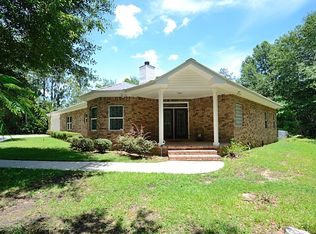 8366 Pinewood Dr, Foley, AL 36535
