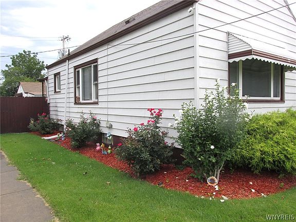 2nd image of 563 31st St