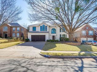 3237 Shady Glen Dr, Grapevine, TX 76051