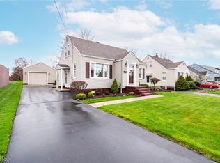 2051 Everett Ave, Poland, OH 44514