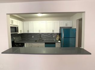 756 E 216th St #1, Bronx, NY 10467
