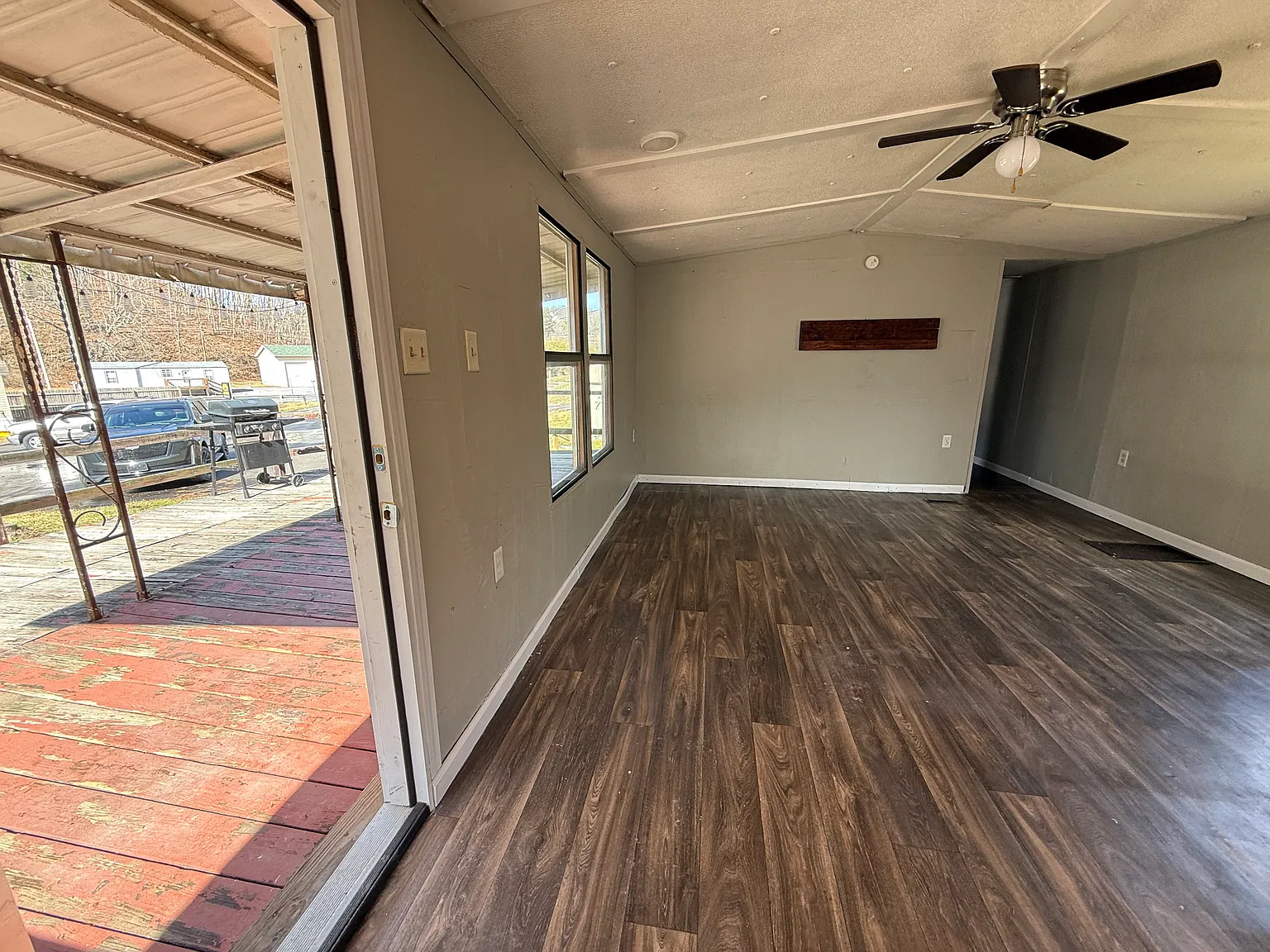 2 bed, $750 — Photo 3