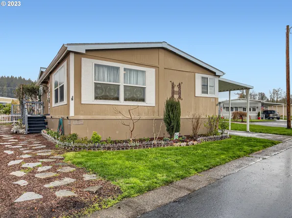 13900 SE Highway 212 Unit 111, Clackamas, OR 97015