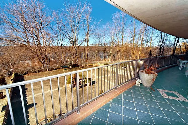 Rented by Foxworth Realty | media 19