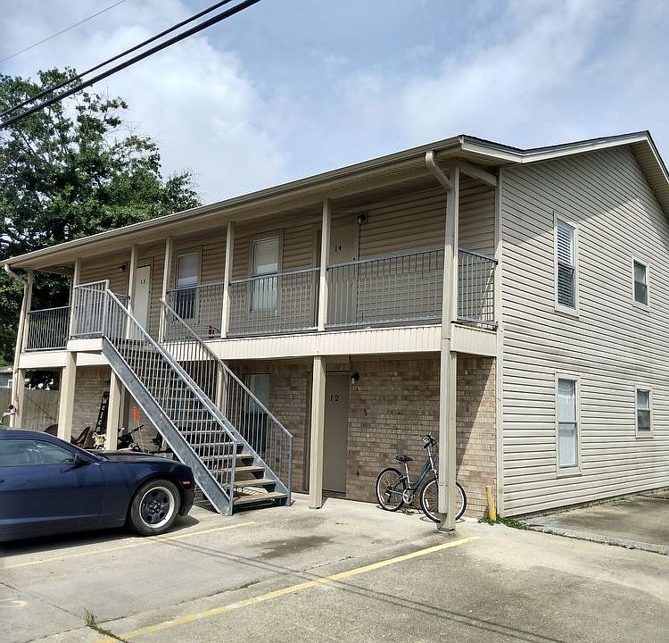 1st image of 104 8th Ave APT 13