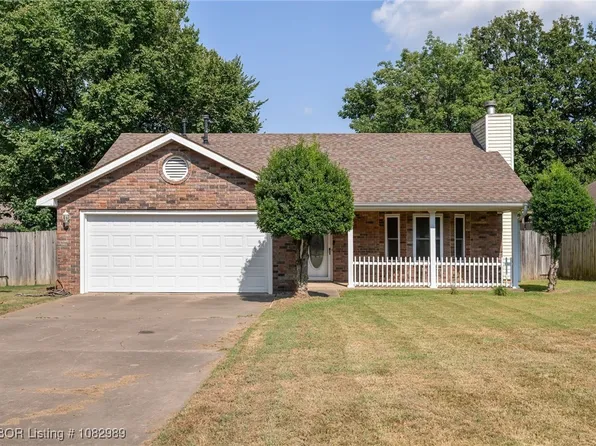 8613 Southridge Dr, Fort Smith, AR 72908