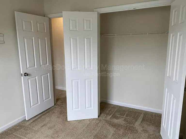 2909 Broyhill Ct — Photo 18