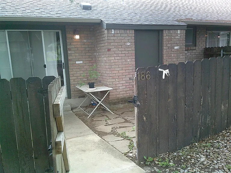 1015 E Yager Ln #186 — Photo 32