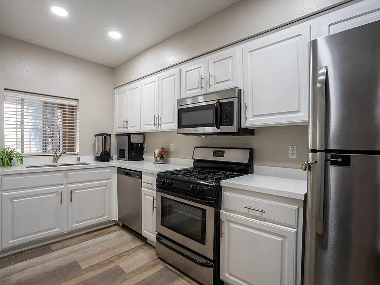 55+ Community - FountainGlen Pasadena — Photo 17