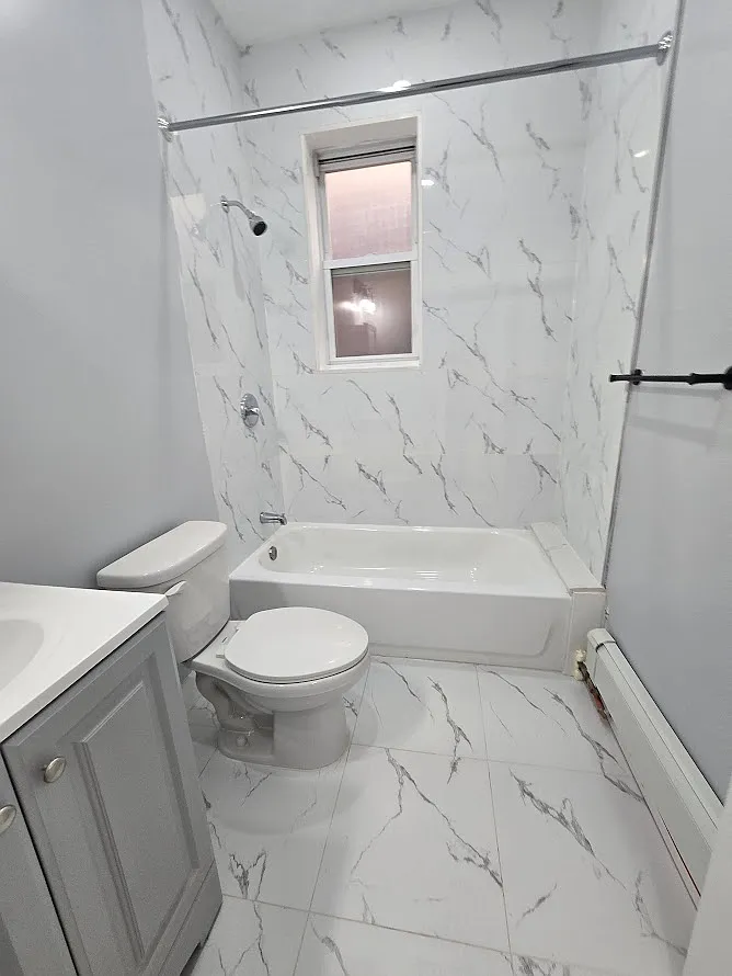 Building Photo - 81 Bostwick Ave #2R1