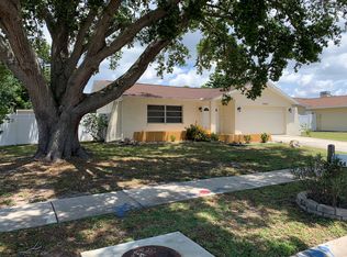 14455 90th Ave, Seminole, FL 33776