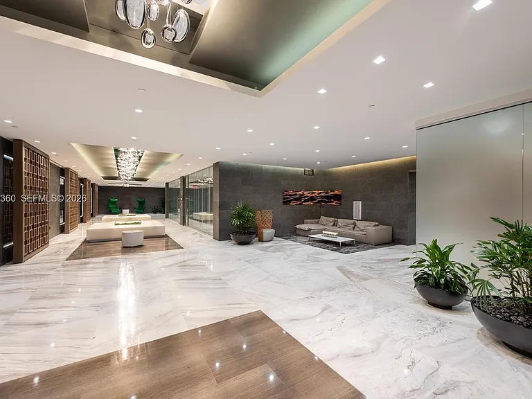 400 Sunny Isles Blvd #104 — Photo 32