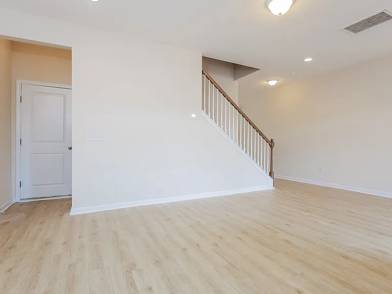 38 Rivers Point Row #A — Photo 4