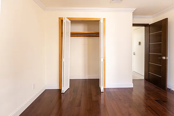 Rented by Smart City Real Estate LLC | media 8