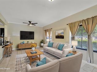 603 SW 107th Ave #1701, Pembroke Pines, FL 33025