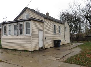 1445 Dr Martin Luther King Dr, Racine, WI 53404