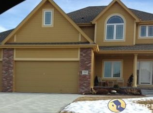 7649 Legacy St, Papillion, NE 68046