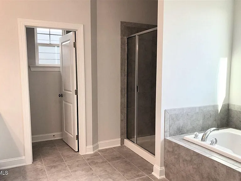203 Condra Rd — Photo 10