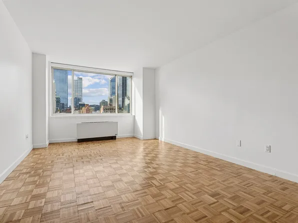 420 West 42nd Street image 2 of 26