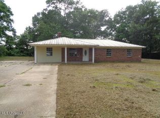 6301 Pioneer Trl, Moss Point, MS 39562
