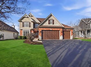 660 Avon Ct, Elburn, IL