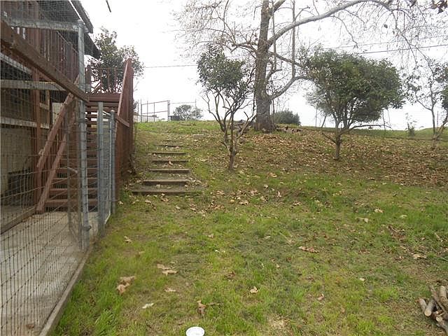 2nd image of 3865 Alta Vista Dr