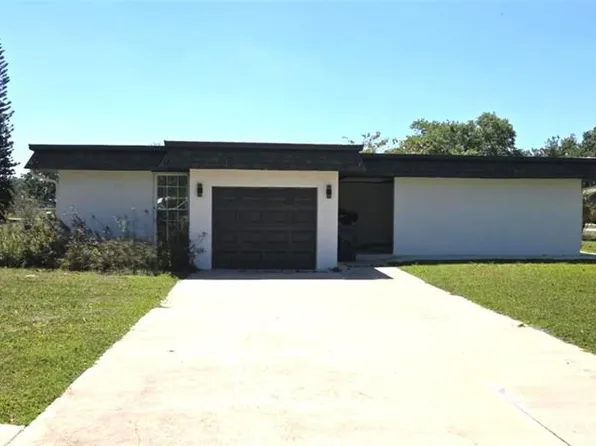 25322 Columbia Cir, Lake Wales, FL 33898