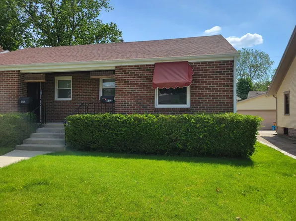 412 Leland St #2, Bloomington, IL 61701