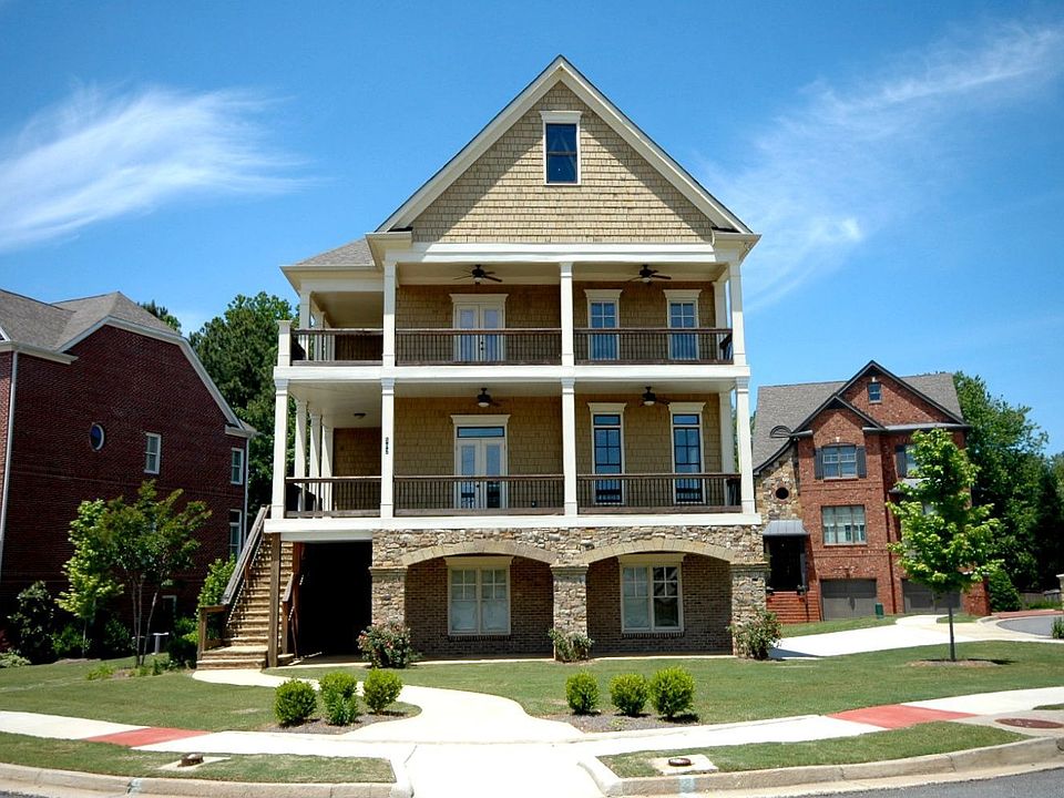 2nd image of 502 Penman Way
