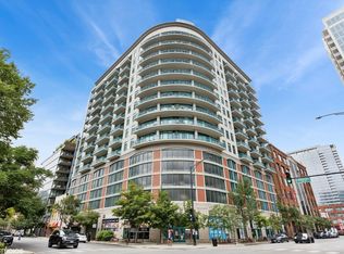 340 W Superior St, Chicago, IL 60654