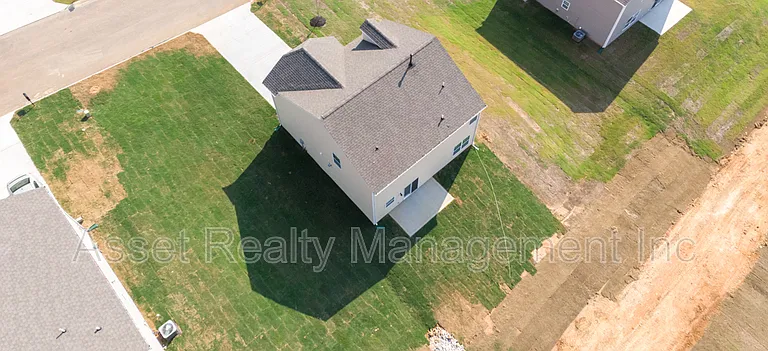 4831 Birchcrest Ln — Photo 5
