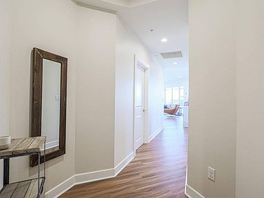 2260 Riverside Dr UNIT 403, Cincinnati, OH 45202 | Zillow