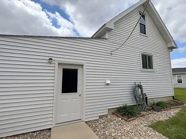 1307 S 2nd St, Frankfort, IN 46041