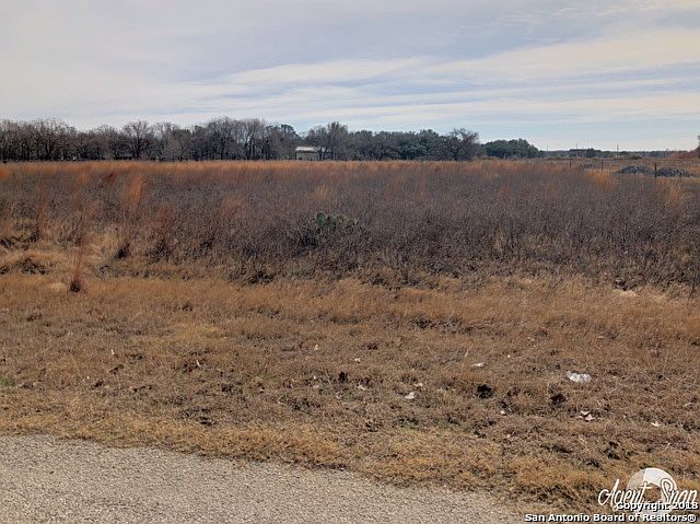 2nd image of 116 Tipperary Ln