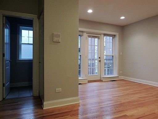 4th image of 7722 N Ashland Ave