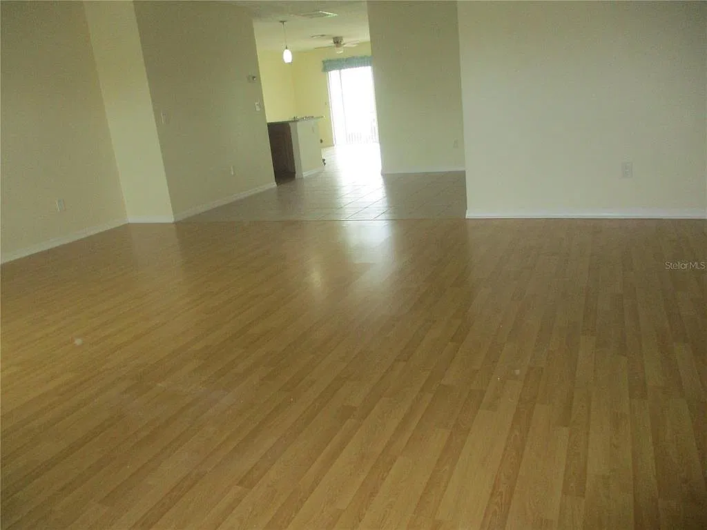 2 bed, 2.0 bath, 1516 sqft, $2,000 — Photo 3