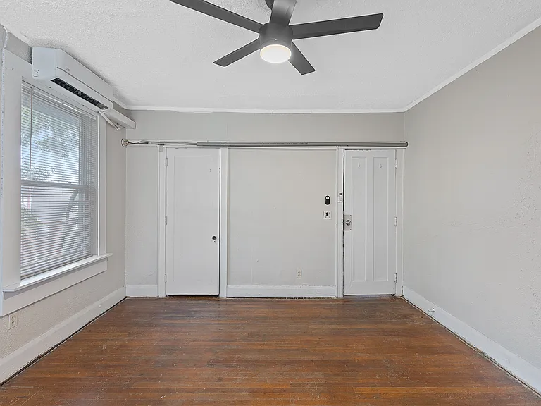 1015 Dana Ave #4 — Photo 8