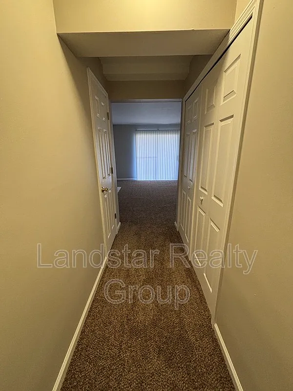1 bed, 1.0 bath, $825 — Photo 3