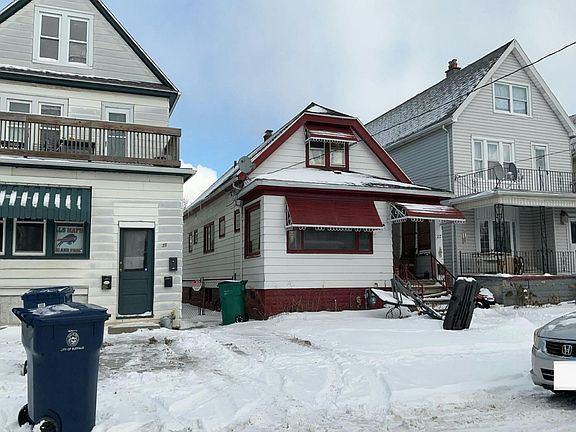 3rd image of 27 Rosedale St