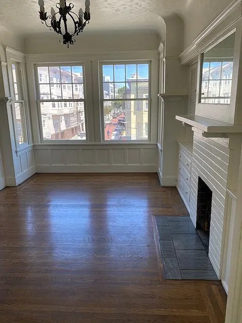 Studio, 400 sqft, $2,700 — Photo 3